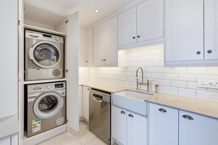 2 Bedroom Property for Sale in Gardens Western Cape